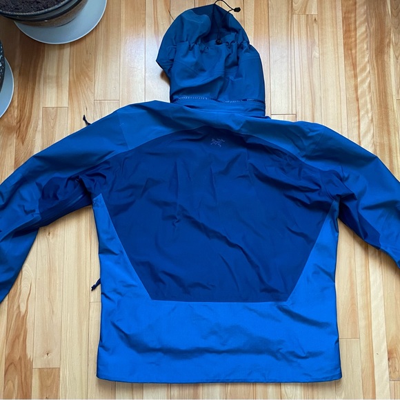 Vintage Arc’teryx’s shell - Picture 2 of 3